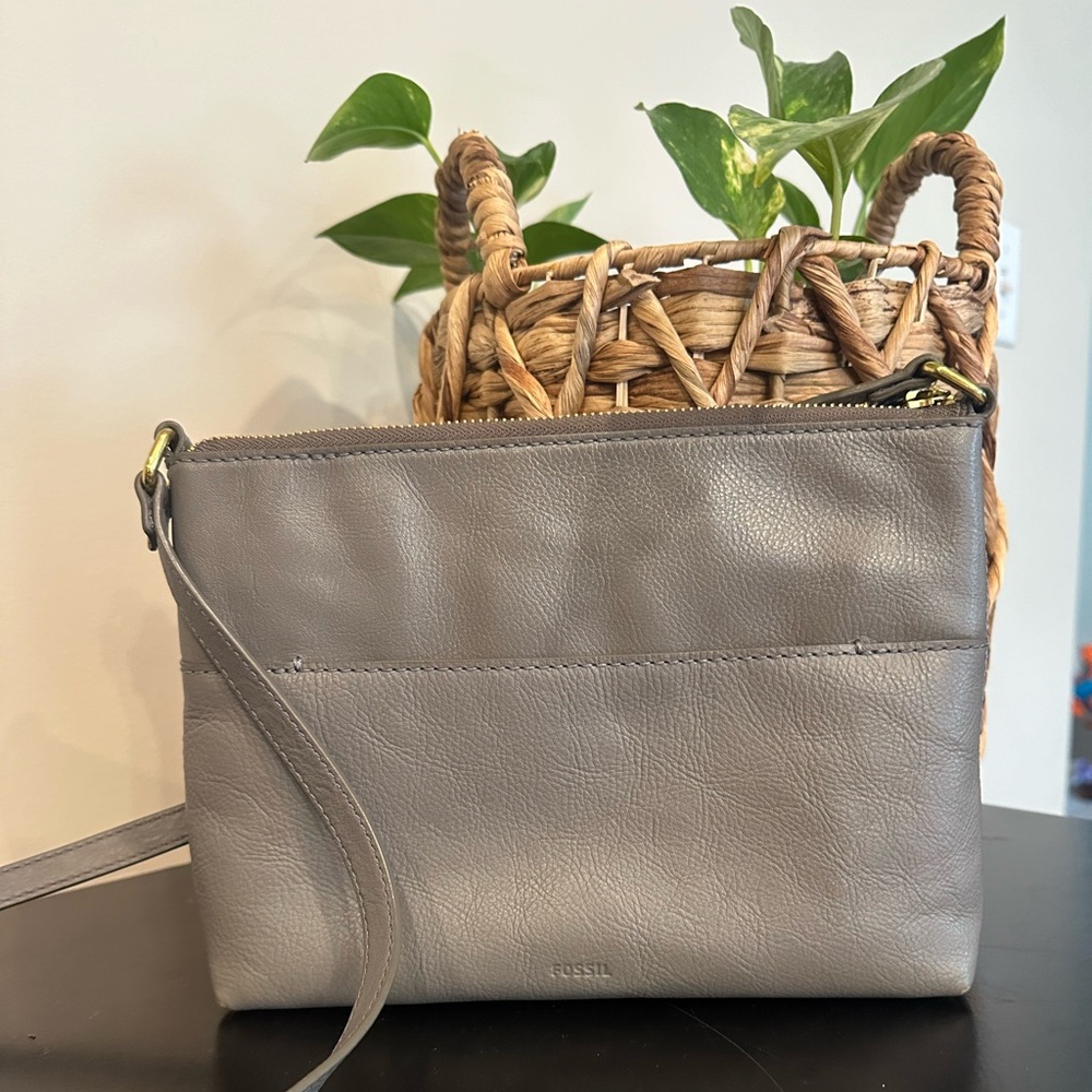 Fiona Small E/W Crossbody